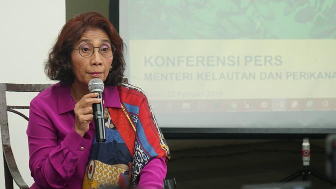 Menteri KKP Susi Pudjiastuti memberikan keterangan kepada pers di Hotel Prama Grand Preanger Bandung, Senin (25/2/2019). (Huyogo Simbolon)