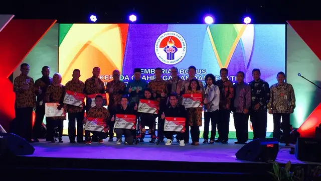 Penyerahan bonus Olimpiade dan Paralimpiade 2016.