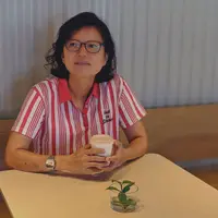 Video Grace Tahir viral melalui akun YouTube probadinya yang mengunggah video parodi Indra Kenz. Dalam video tersebut, Grace Tahir mengaku bernama Indri Benz, Crazy Rich dari Glodok. (Foto: instagram/ gtahirs)