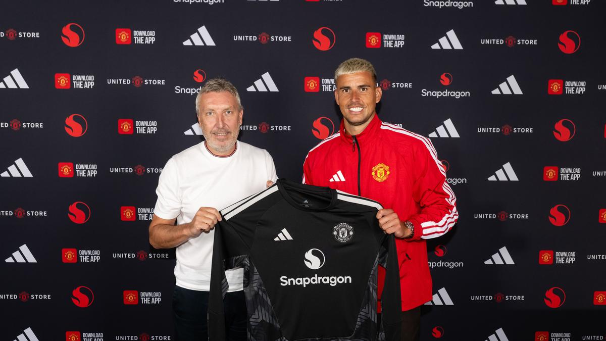 Menebak Alasan Manchester United Merekrut Karl Darlow