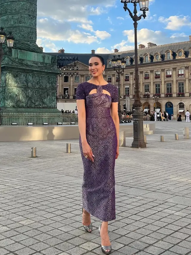 Disebut Menteri Terkaya, Gaya Khas Old Money Menpar Widiyanti Putri Wardhana dengan Produk Lokal