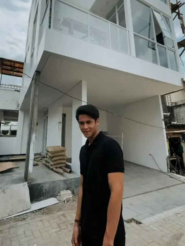 Hasil Keringat Sendiri, Ini 7 Potret Rumah Antonio Blanco Jr Di Jakarta
