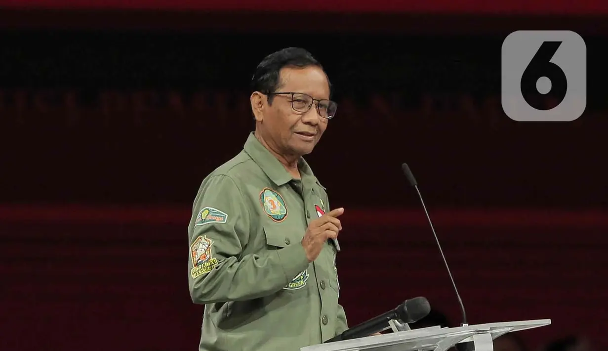 <p>Calon Wakil Presiden nomor urut 3, Mahfud Md saat debat keempat Capres-Cawapres Pemilu 2024 di Jakarta Convention Center (JCC), Jakarta. (Liputan6.com/Angga Yuniar)</p>