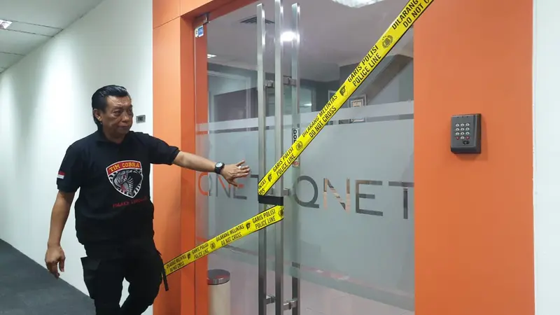 Kantor QNet di Jakarta Disegel Polisi