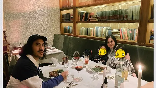 6 Potret Harmonis Randy Nidji dan Istri, Kompak Bareng Dua Anak