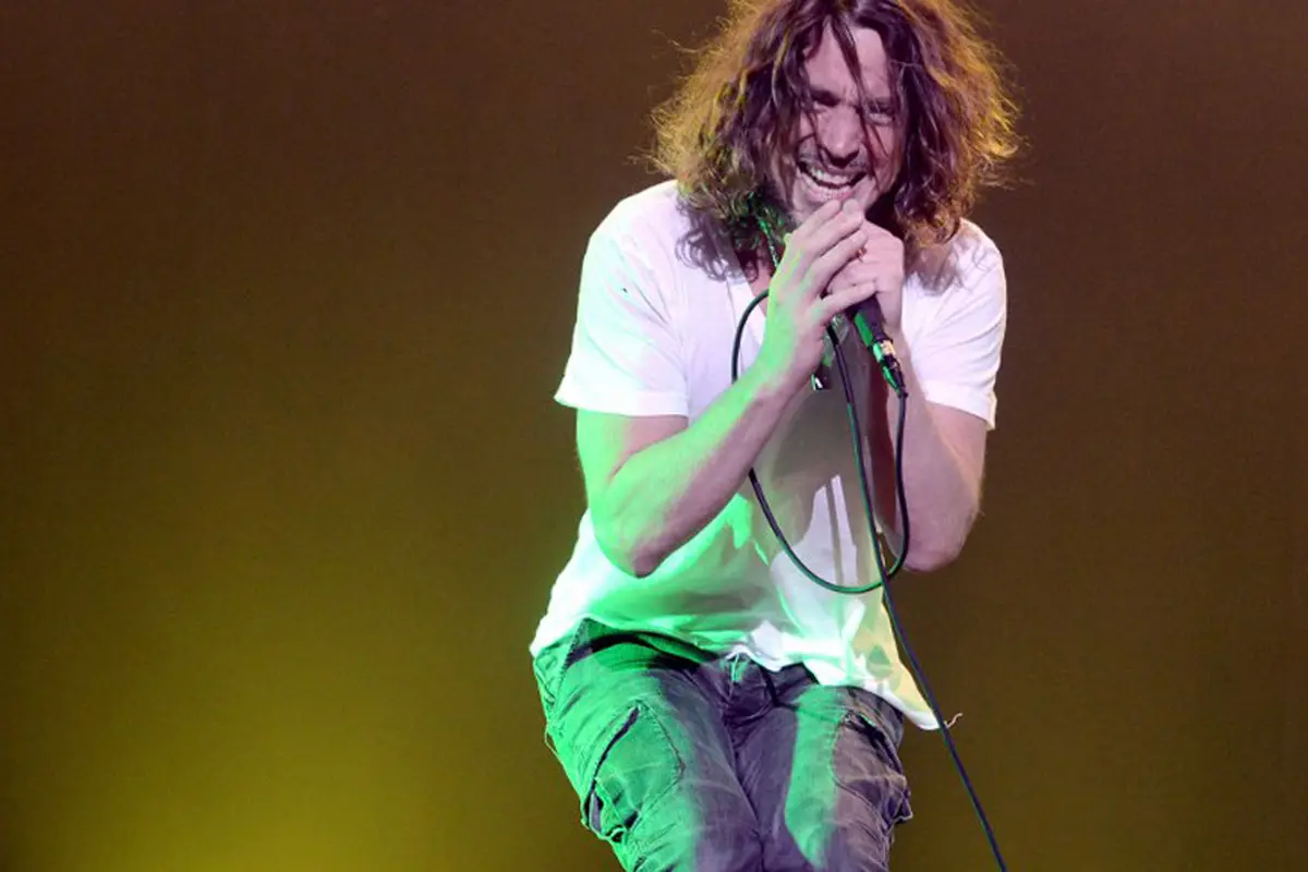 [Bintang] Chris Cornell