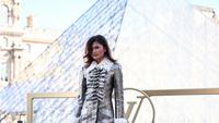 Sederet Selebritas Hadiri Fashion Show Louis Vuitton di Paris Fashion Week 2026, Zendaya hingga Lisa BLACKPINK