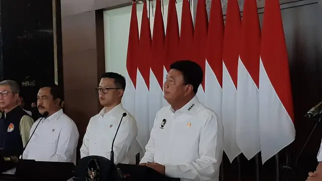 Konferensi pers pemulangan WNI korban online scam dari Myanmar.