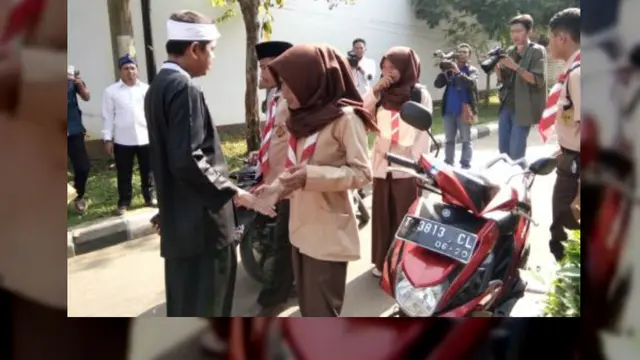 bupati purwakarta dedi mulyadi