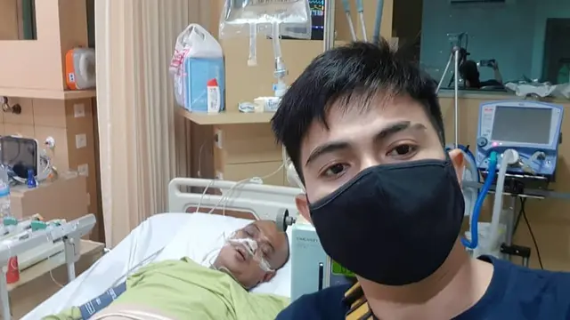 Sang Adik Azani Anak Mendiang Sapri Pantun, Ini 6 Momen Kenangan Dolly dan Kakaknya