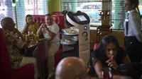 Restoran di Kuba Tawarkan Pengalaman Unik, Layani Tamu dengan Pelayan Robot