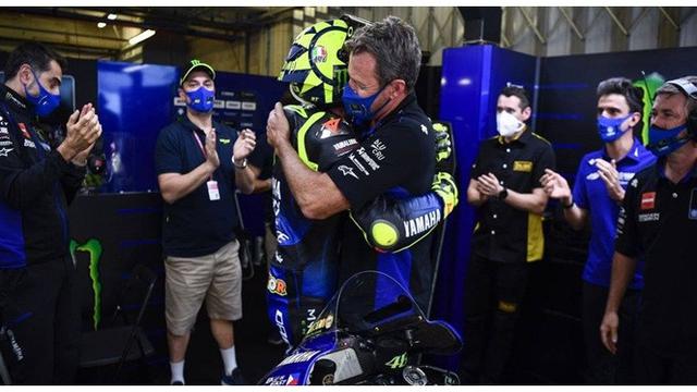 8 Momen Perpisahan Valentino Rossi dengan Tim Pabrikan Yamaha, Raih 4 Gelar Juara Dunia