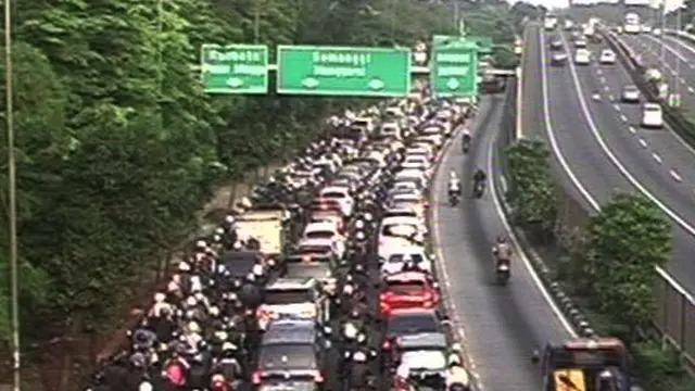 Masa Cuti Sudah Berakhir, Suasana Lalu Lintas Ibu Kota Masih Lenggang