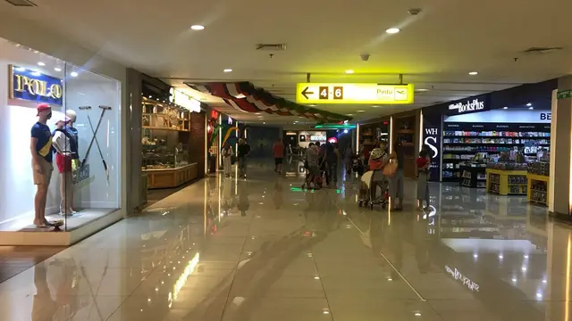bandara ditutup