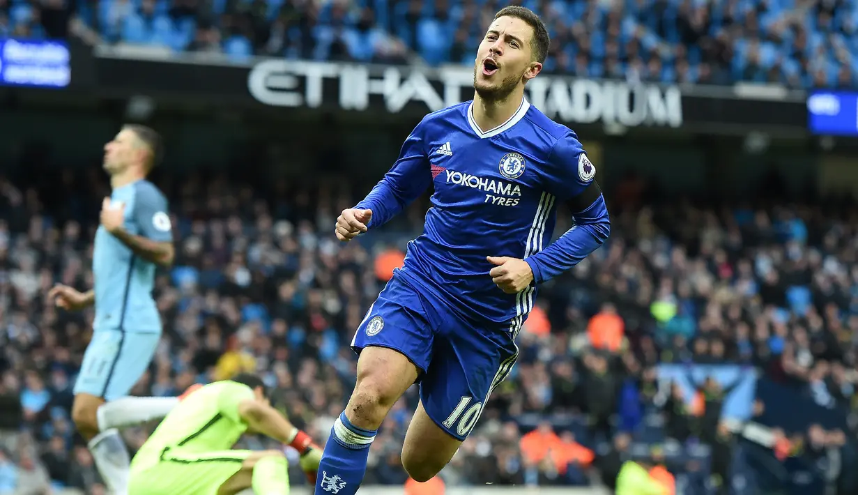 7. Eden Hazard (Chelsea) - 16 Gol (4 Penalti). (AFP/Paul Ellis)