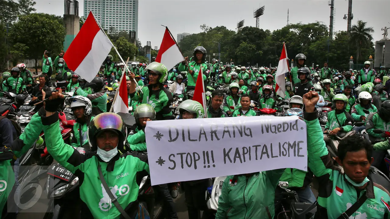 Peningkatan jumlah tenaga kerja terutama di sektor jasa kemasyarakatan sebanyak 1,52 juta orang.