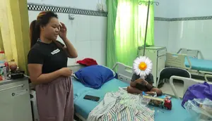 Anak korban kekerasan berinisial MSL sedang menjalani perawatan di salah satu puskesmas di Banyuwangi (Istimewa)