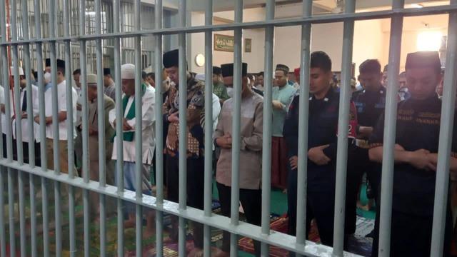 Salat Idul Adha di Lapas Bulak Kapal Bekasi, Minggu (10/7/2022). (Istimewa)