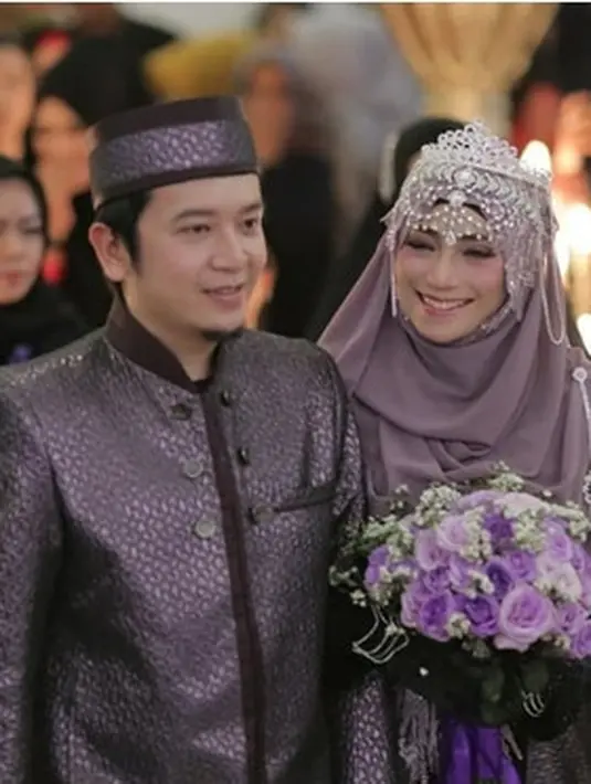 Potret Mesra Inka Christie dengan Suami (sumber: instagram/@inka_christie99)