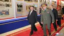 <p>Sergei Shoigu dan delegasi China berpangkat tinggi berada di Pyongyang sebagai tamu asing pertama Kim Jing Un yang diketahui sejak dimulainya pandemi COVID-19. Gencatan senjata Perang Korea dirayakan sebagai Hari Kemenangan. (Korean Central News Agency/Korea News Service via AP)</p>