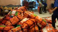Jemaah Haji Diminta Tolak Permintaan Uang Jasa Pembawa Koper