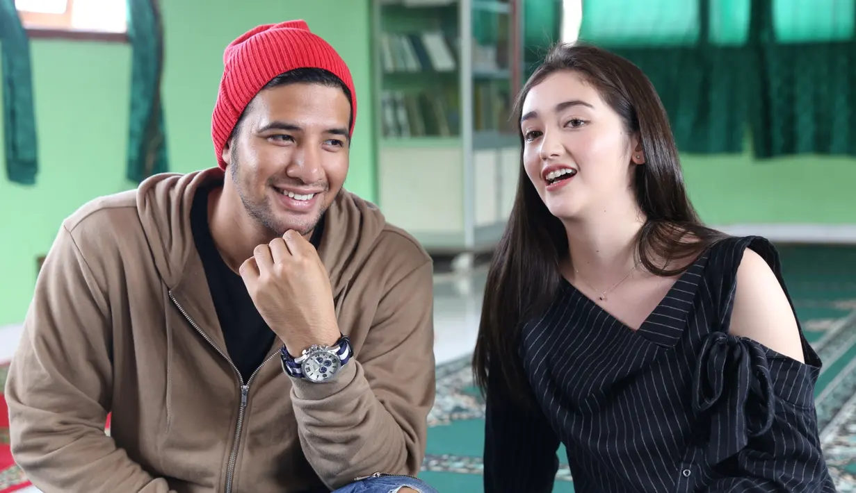 Kali ini dirinya mengunjungi Yayasan Yatim Piatu Bamadita Rahman, Cipayung, Jakarta Timur, Jumat (16/2/2018). (Nurwahyunan/Bintang.com)