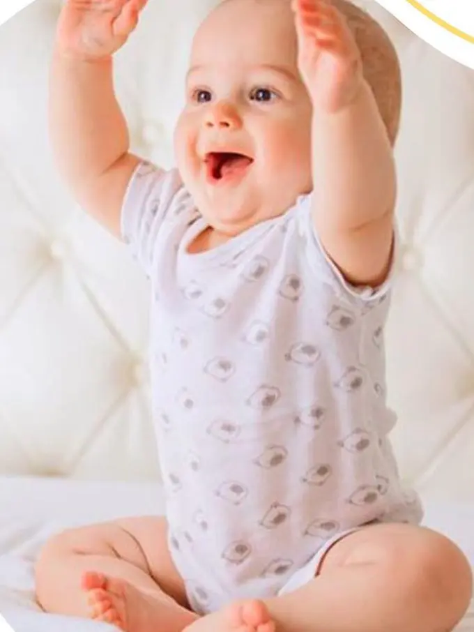 Manfaat Mengenakan Jumpsuit Bayi