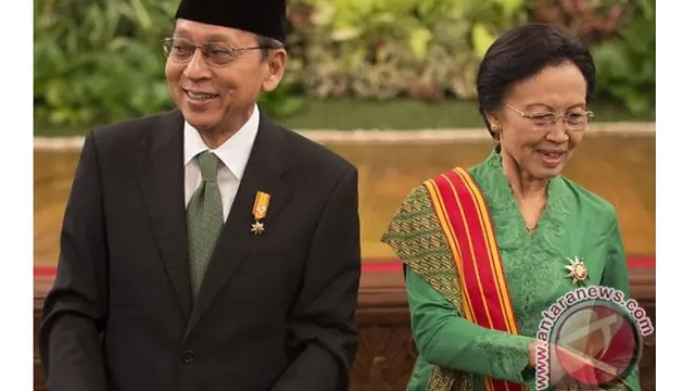 Kisah tokoh yang setia temani istri saat dirawat di RS