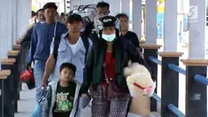 Warga memilih tinggal di rumah kerabat sampai status Gunung Agung aman.
