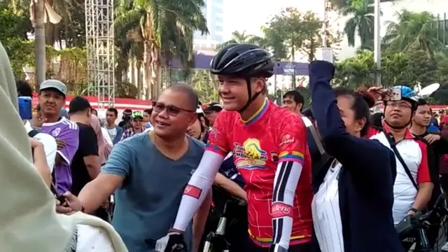 Ganjar Pranowo Bersepeda