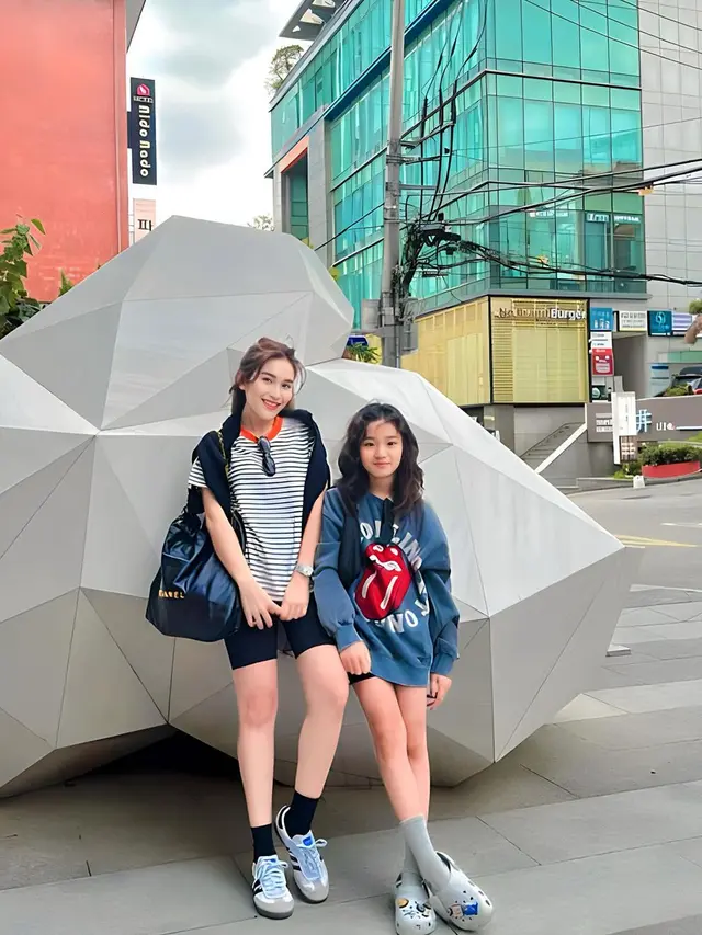 Ayu Ting Ting dan Bilqis (Instagram/ayutingting92)