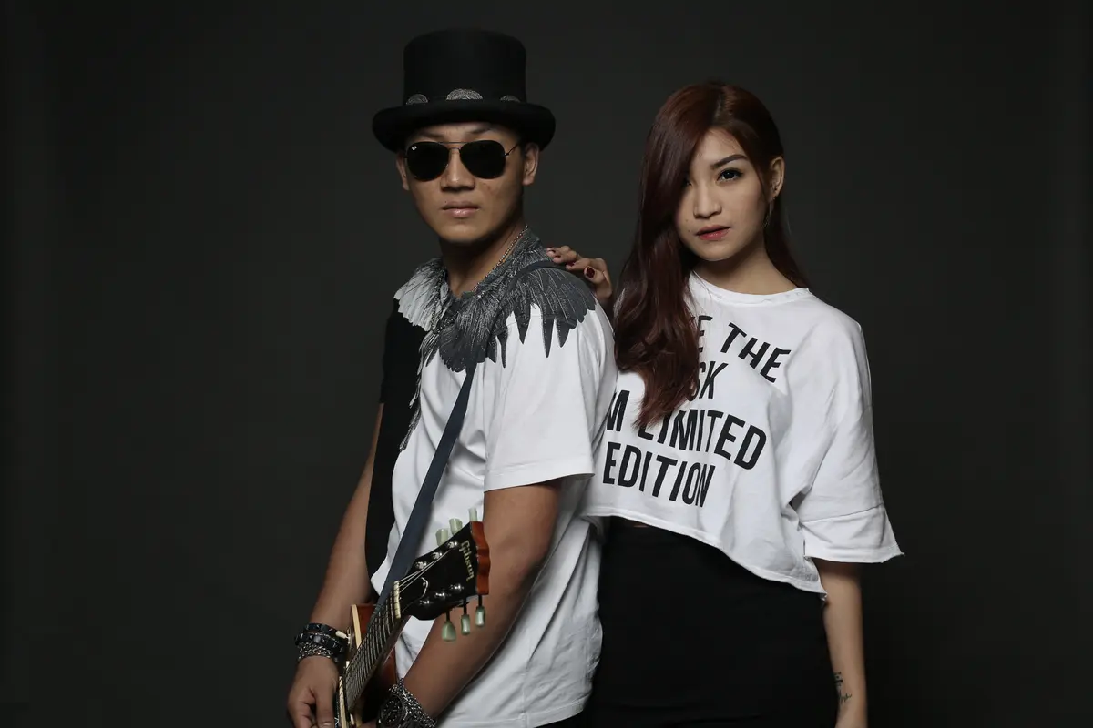[Bintang] Duo Jingga