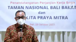 Kerjasama di zona khusus Taman Nasional Bali Barat (TNBB) bertujuan menjamin terwujudnya kelestarian keanekaragaman hayati, dukungan penguatan fungsi dalam rangka mendukung efektivitas penyelenggaraan TNBB melalui pemasangan solusi Internet of Things thermal terminal, CCTV (Liputan6.com/HO/Alwi)