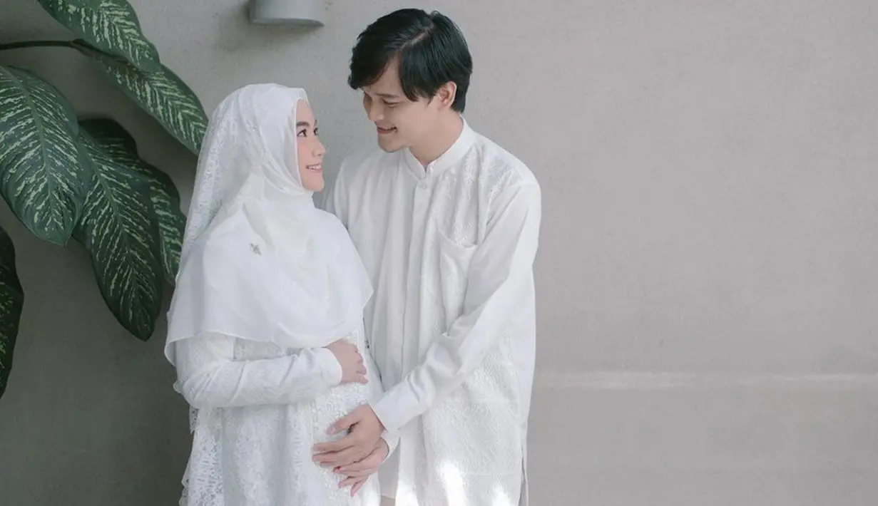 Melalui akun Instagram, Anisa Rahma terbilang aktif mengunggah perkembangan kehamilannya. Bahkan, dirinya cukup sering memperlihatkan baby bump kehamilan pertama yang semakin membesar. (Liputan6.com/IG/@anisarahma_12)
