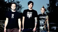 Blink 182 Janji Rekam Lagu Baru di Akhir Tahun