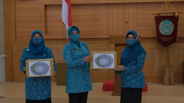 Lantik Ketua TP-PKK Provinsi Kalteng, Tri Tito Karnavian Imbau Segera Susun Program Kerja