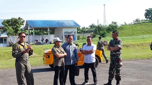 Cabai hasil panen petani di Kabupaten Bener Meriah, Aceh diangkut menggunakan pesawat Airbus CN-295M milik Tentara Nasional Indonesia Angkatan Udara (TNI AU). (Foto: Bapanas)
