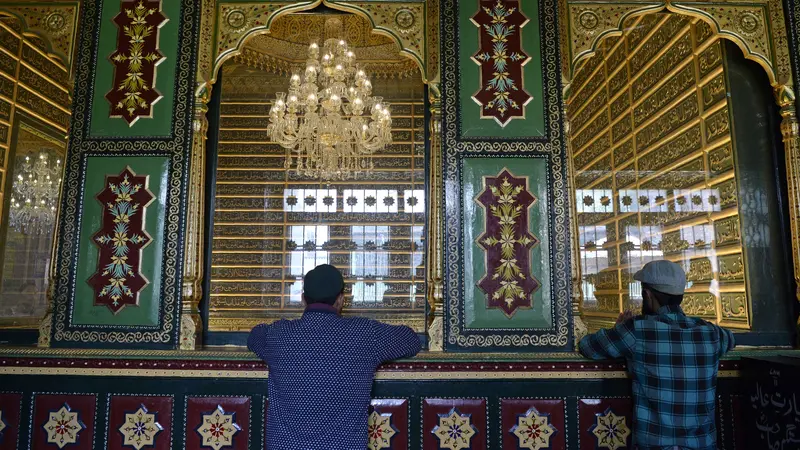 Muslim Kashmir Gelar Ziarah ke Makam Syekh Abdul Qadir Jaelani