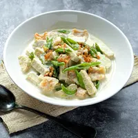 ilustrasi sayur tempe santan/Aris Setya/Shutterstock