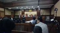 Sidang lanjutan Patrialis Akbar, di Pengadilan Negeri Tipikor, Jakarta, Senin (24/7/2017). (Liputan6.com/Moch Harun Syah)