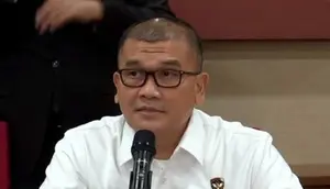 Jejak Kapolda Sulbar Irjen Totok Suharyanto Tangani Dua Kasus Besar