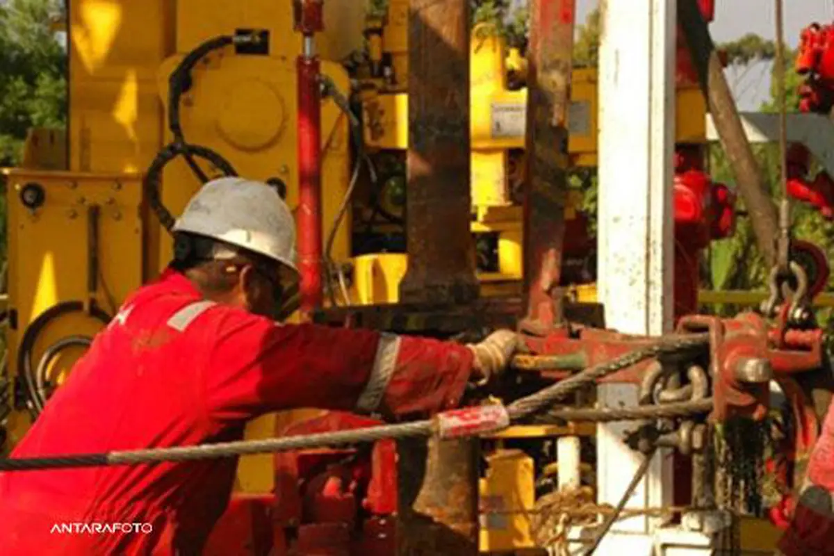 Mengelola Krisis di Industri Hulu Minyak dan Gas Bumi