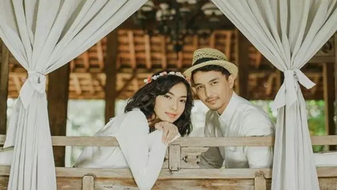 [Bintang] Tika Bravani dan Dimas Aditya