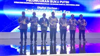 Menteri Perdagangan (Mendag) RI Zulkifli Hasan menghadiri Diseminasi Buku Putih Strategi Nasional Pengembangan Ekonomi Digital 2030 di The St. Regis Jakarta, Rabu (6/12/2023). (Elza/Liputan6.com)