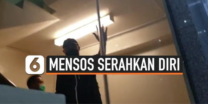 VIDEO: Jadi Tersangka Korupsi, Menteri Sosial Juliari Batubara Serahkan Diri ke KPK