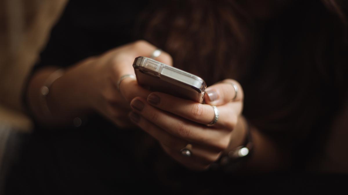 Membaca Tanda Seru di Pesan Perempuan, Makna dan Cara Redam Konflik