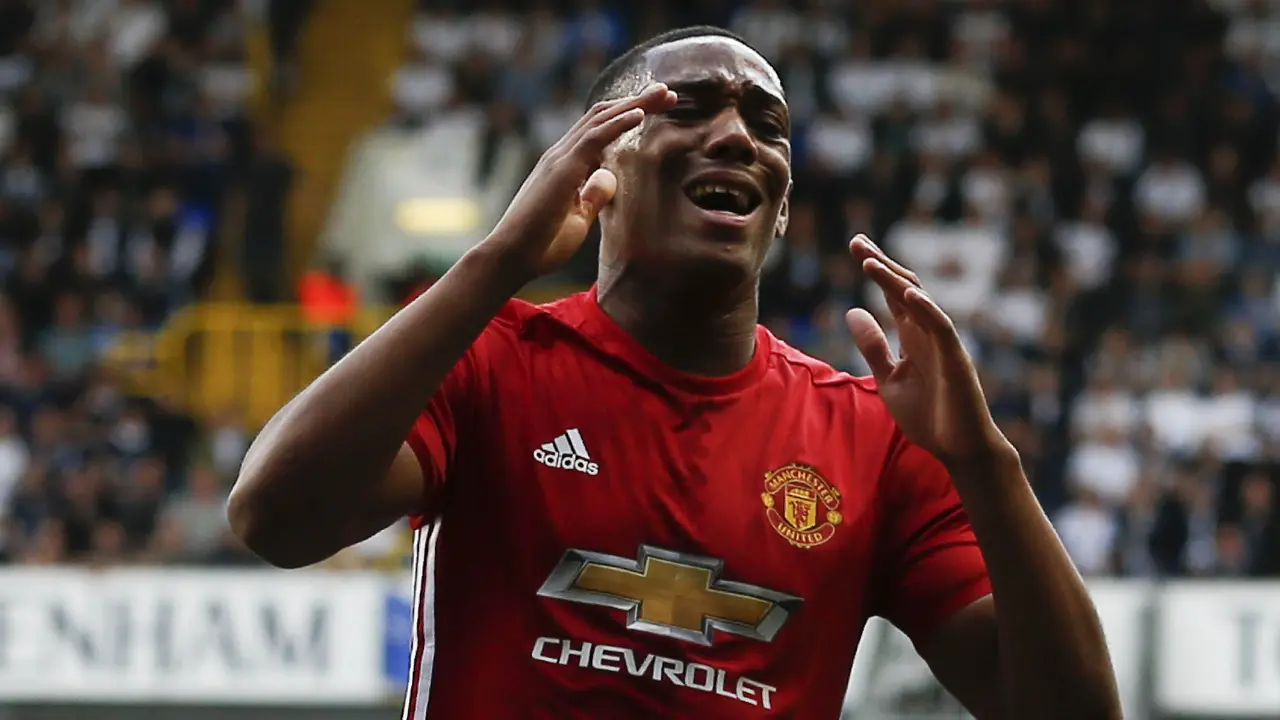 Kabar Transfer: Barca Dekati Pemain Inter, MU Lepas Martial