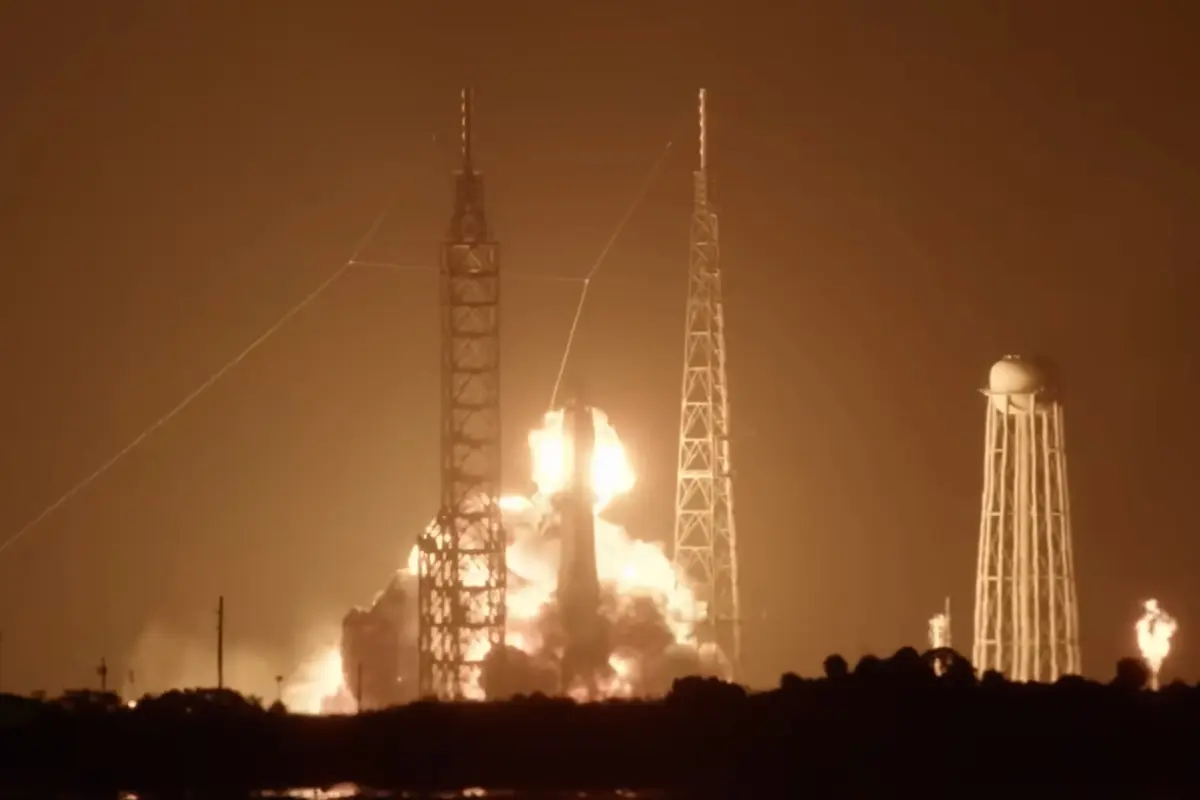 Blue Origin New Glenn Rocket Explodes During Test at Cape Canaveral, Threatening Amazon's Mission?
