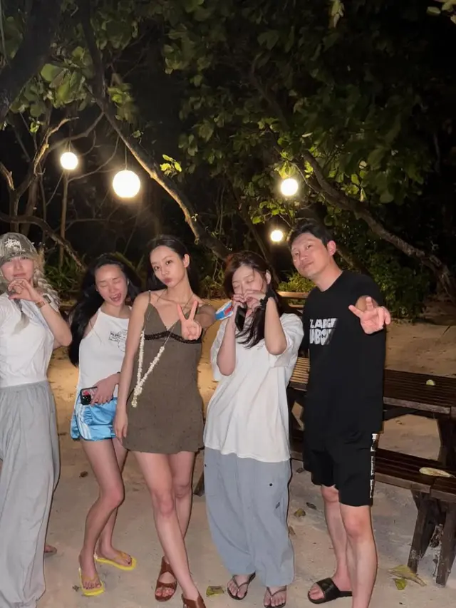 Rahasia penurunan berat badan Lee Hyeri saat liburan di Filipina. (credit: instagram.com/hyeri_0609)