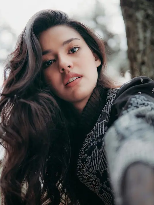 Kabarnya, Susan dan Fero Walandouw berencana menikah di bulan Februari tahun 2020 lalu. Namun hubungan keduanya kandas di bulan Novembe 2019. (Instagram/susansameeh)